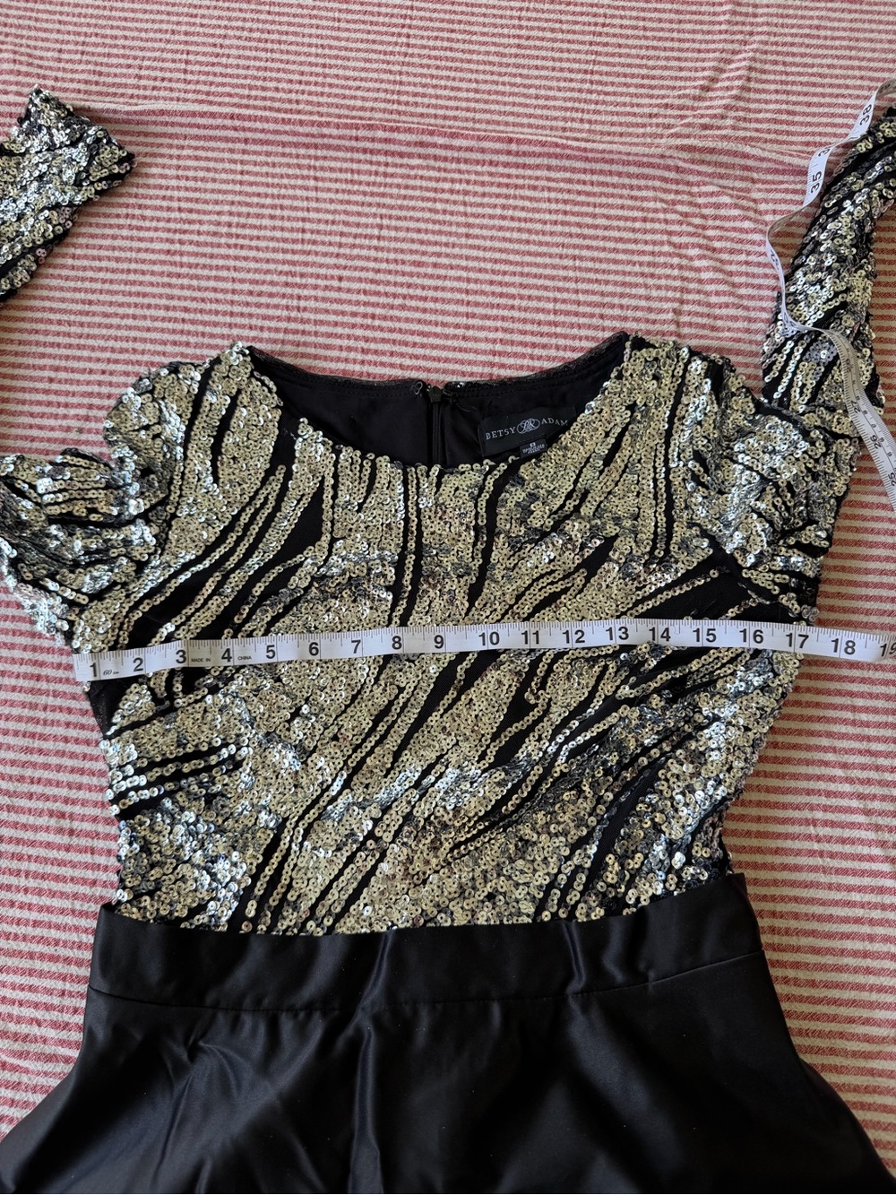 Betsy & Adam Sequin Long Sleeve A Line Ball Gown 8 Black Silver Formal Dress - Picture 9 of 11